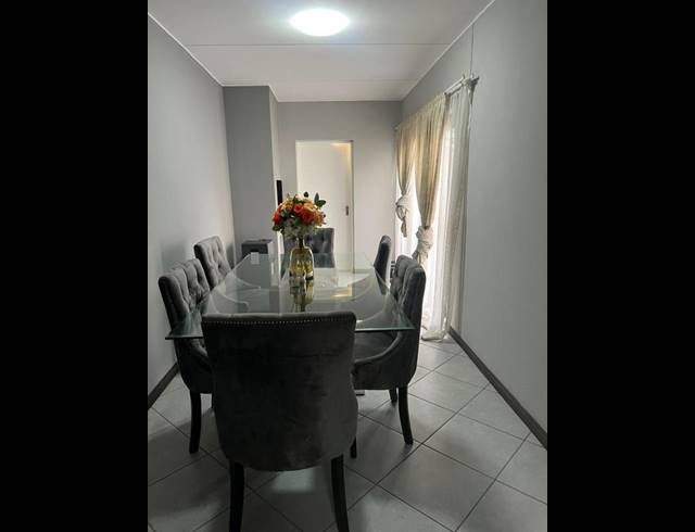 2 BEDROOM TOWNHOUSE FOR SALE IN NORTON'S HOME ESTATE